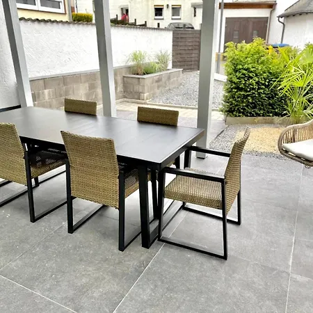 Nbringnest - Am Nuerburgring In Semesterbostad *