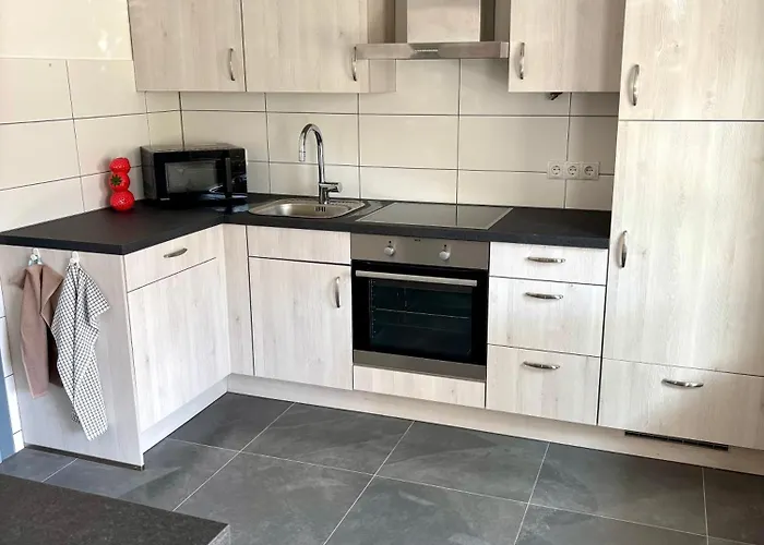 Vakantiehuis Nbringnest - Am Nuerburgring In Adenau