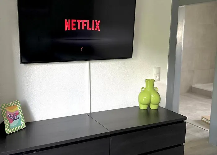 Vakantiehuis Nbringnest - Am Nuerburgring In